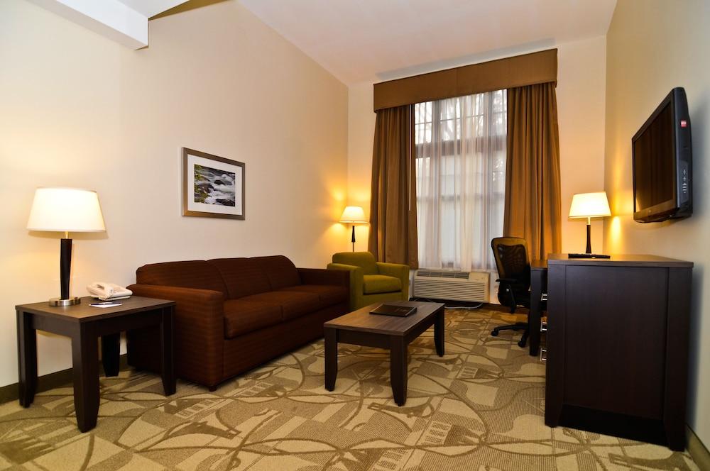 Best Western Plus The Inn & Suites At The Falls Poughkeepsie Eksteriør billede