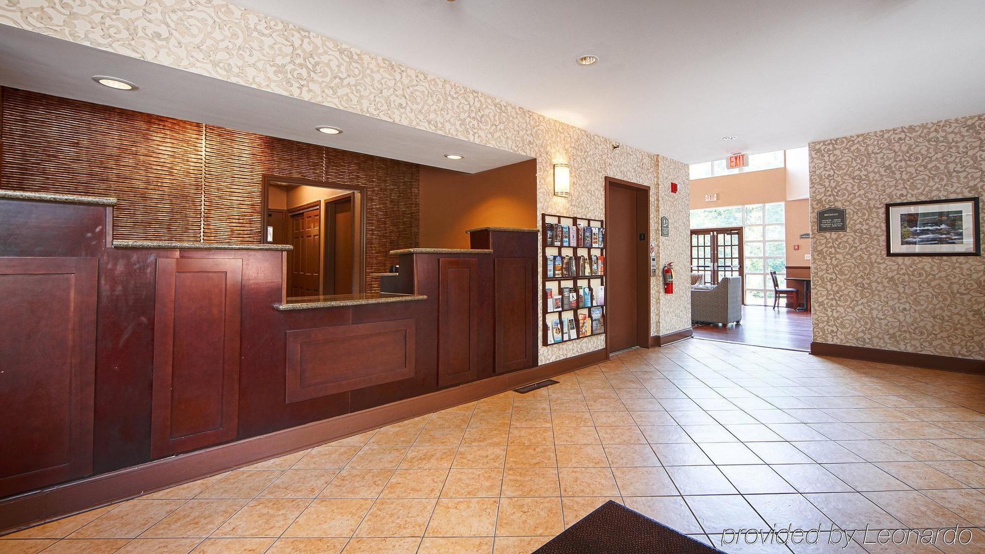 Best Western Plus The Inn & Suites At The Falls Poughkeepsie Eksteriør billede