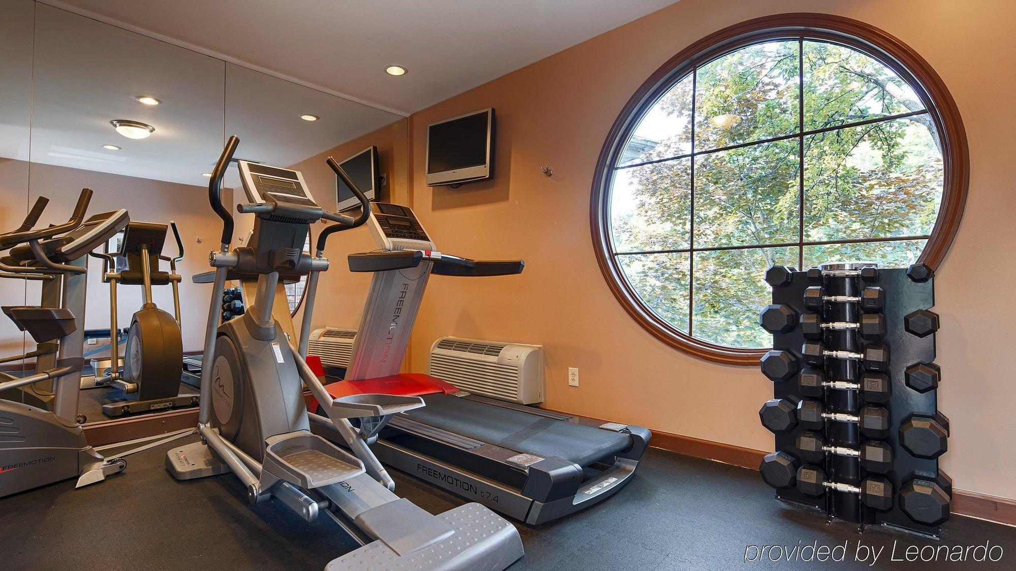 Best Western Plus The Inn & Suites At The Falls Poughkeepsie Eksteriør billede