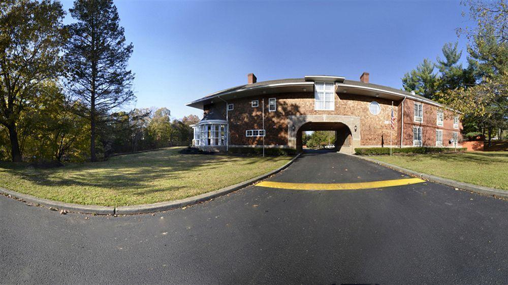 Best Western Plus The Inn & Suites At The Falls Poughkeepsie Eksteriør billede