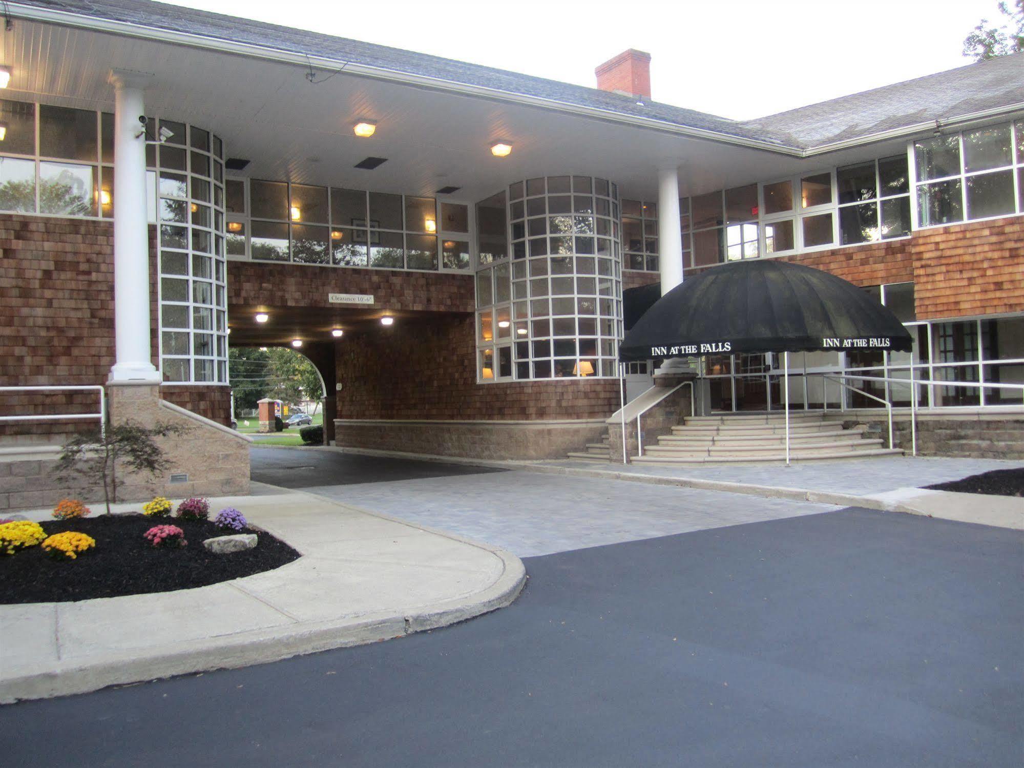 Best Western Plus The Inn & Suites At The Falls Poughkeepsie Eksteriør billede